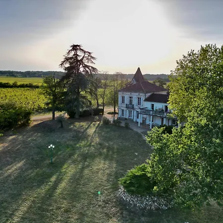 Chateau La Loge 住宿加早餐酒店