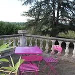 Chateau La Loge 3* Villematier