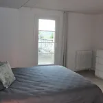 Chateau La Loge Bed and breakfast Villematier