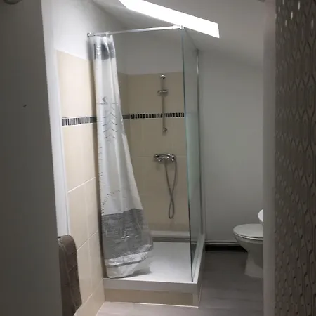 Oda ve Kahvaltı Chateau La Loge