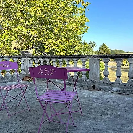 Chateau La Loge 3* Villematier